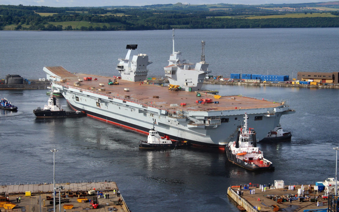 HMS Queen Elizabeth sets sail from Rosyth for sea trials